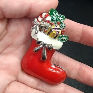 Silver tone stuffed holiday stocking brooch red green